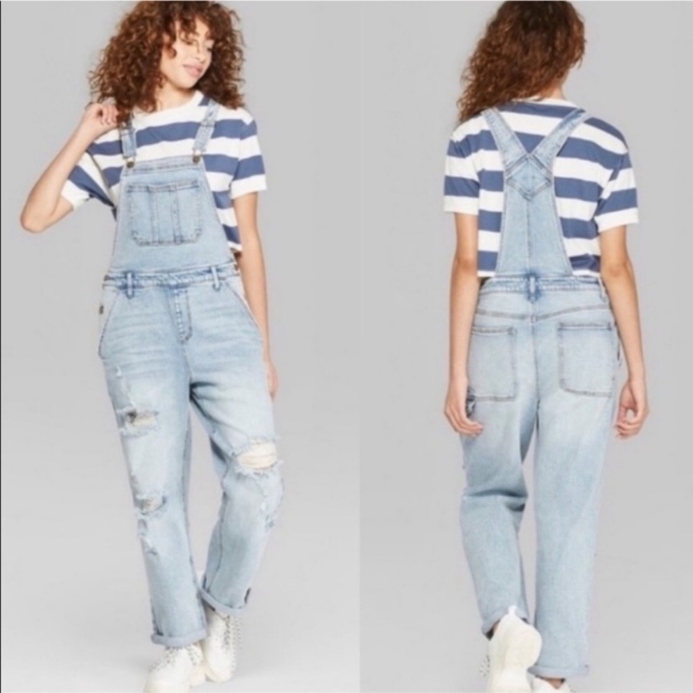 WILD FABLE | Light Wash Distressed Denim Jean Overalls Size Medium